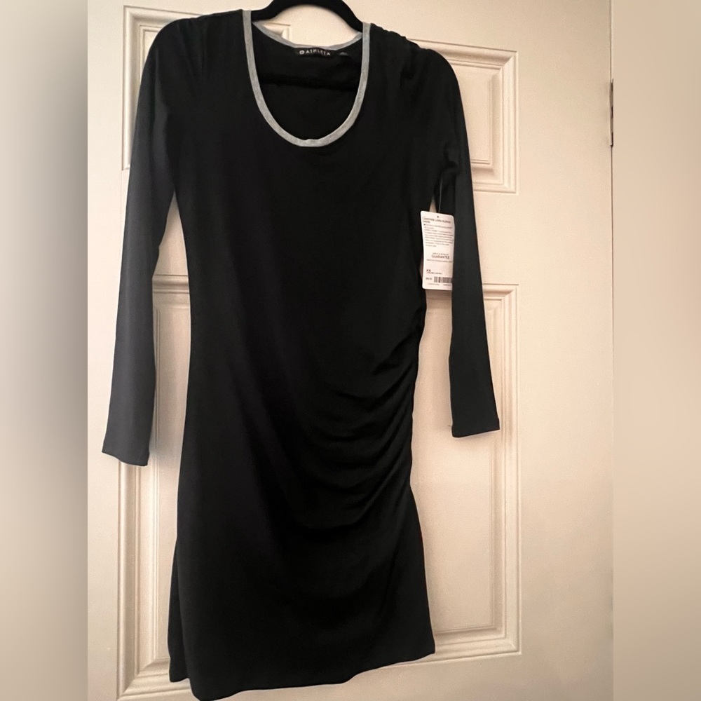 New With Tags Athleta Carefree Long Sleeve Dress, Women’s Small, Black